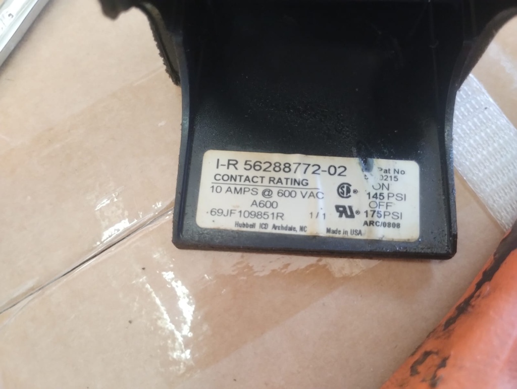 CONTROL DE PRESION I-R 56288772-02 10 AMPS @ 600 VAC A600 69JF109851R Hubbell ICD Archdale, NC 1/1 Made in USA Pat No 0215