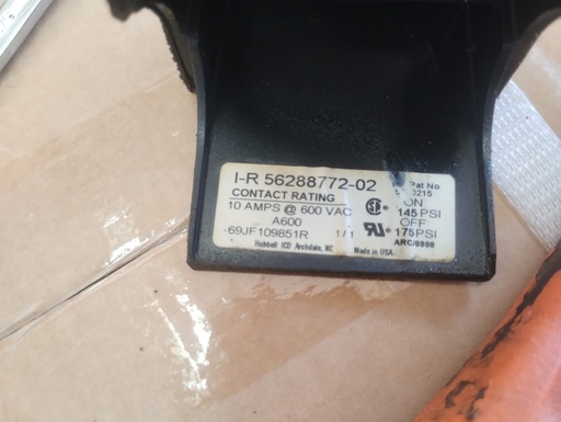 [4004] CONTROL DE PRESION I-R 56288772-02 10 AMPS @ 600 VAC A600 69JF109851R Hubbell ICD Archdale, NC 1/1 Made in USA Pat No 0215